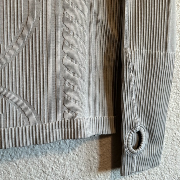 Lululemon Rest Less Pullover Long Sleeve Crewneck Heathered Silver Spoon Gray 4 - Picture 8 of 11